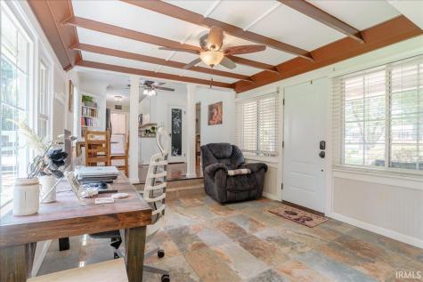 6817 Lincoln Avenue Evansville IN 47715