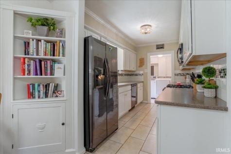 6817 Lincoln Avenue Evansville IN 47715
