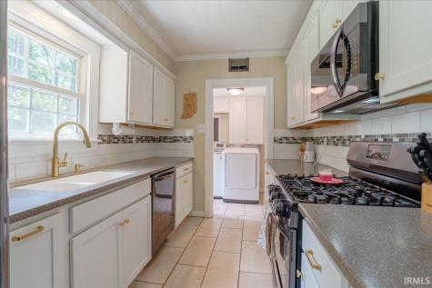 6817 Lincoln Avenue Evansville IN 47715