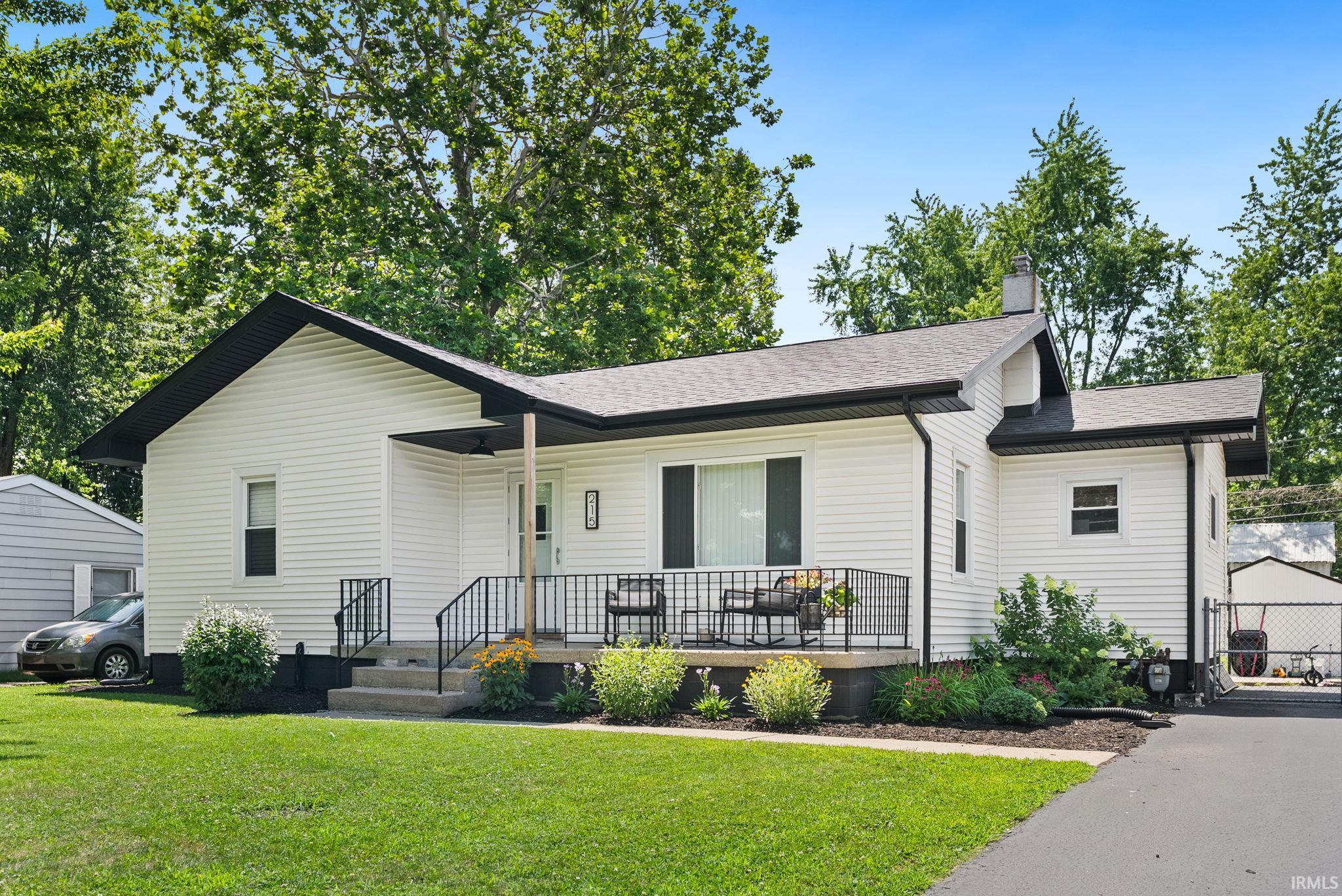 215 E Maple Grove Street Syracuse IN 46567