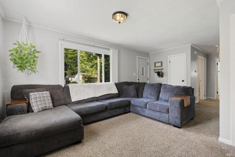 215 E Maple Grove Street Syracuse IN 46567