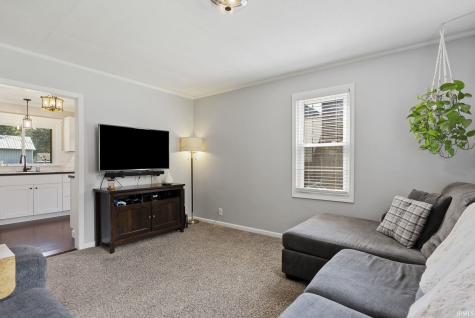 215 E Maple Grove Street Syracuse IN 46567