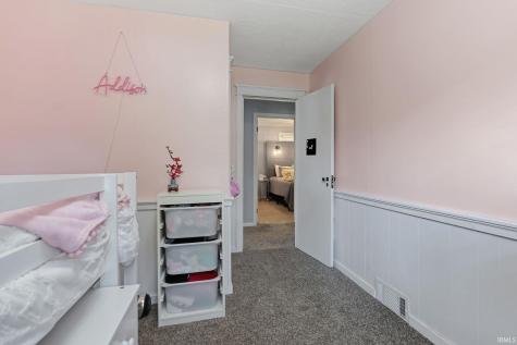 215 E Maple Grove Street Syracuse IN 46567