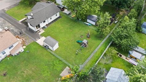 215 E Maple Grove Street Syracuse IN 46567