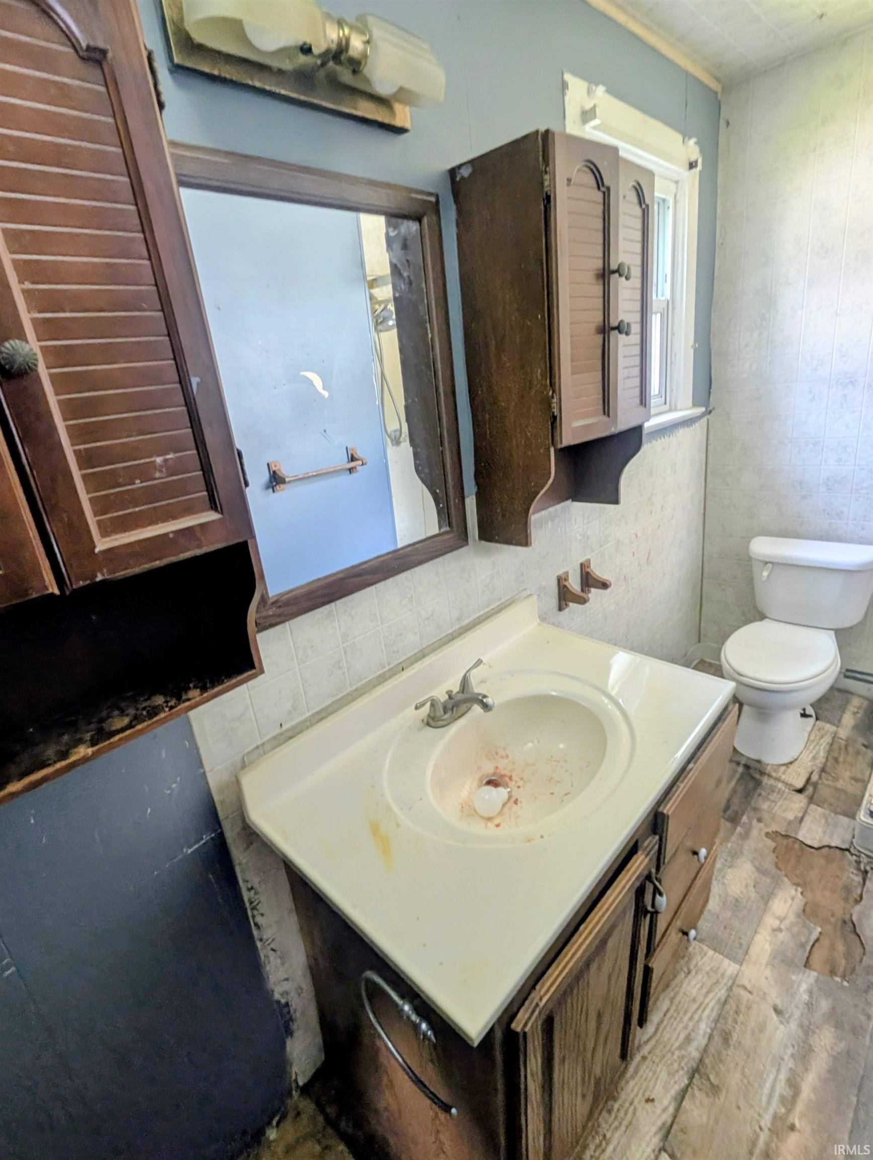 309 S Main Street Lakeville IN 46536