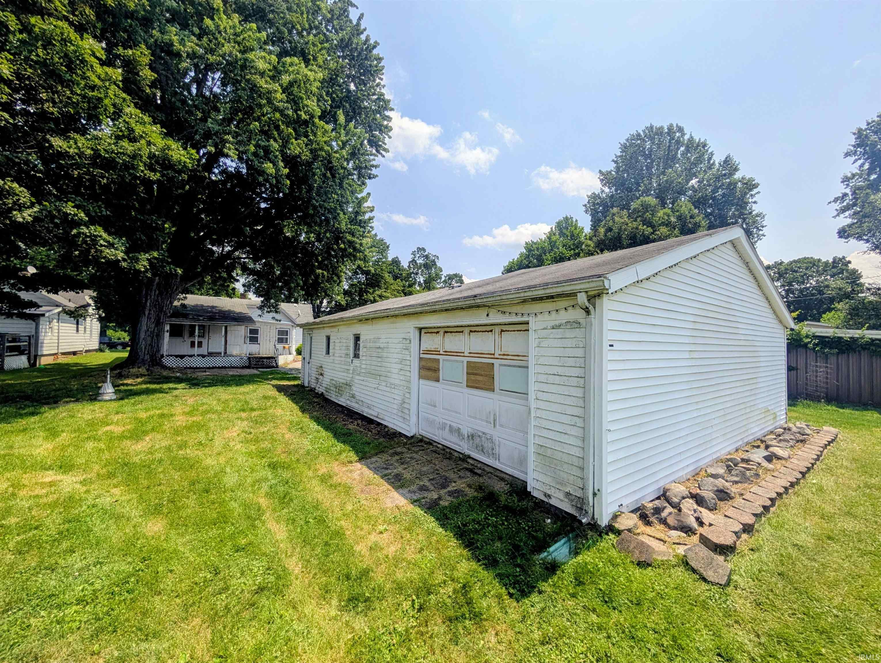 309 S Main Street Lakeville IN 46536