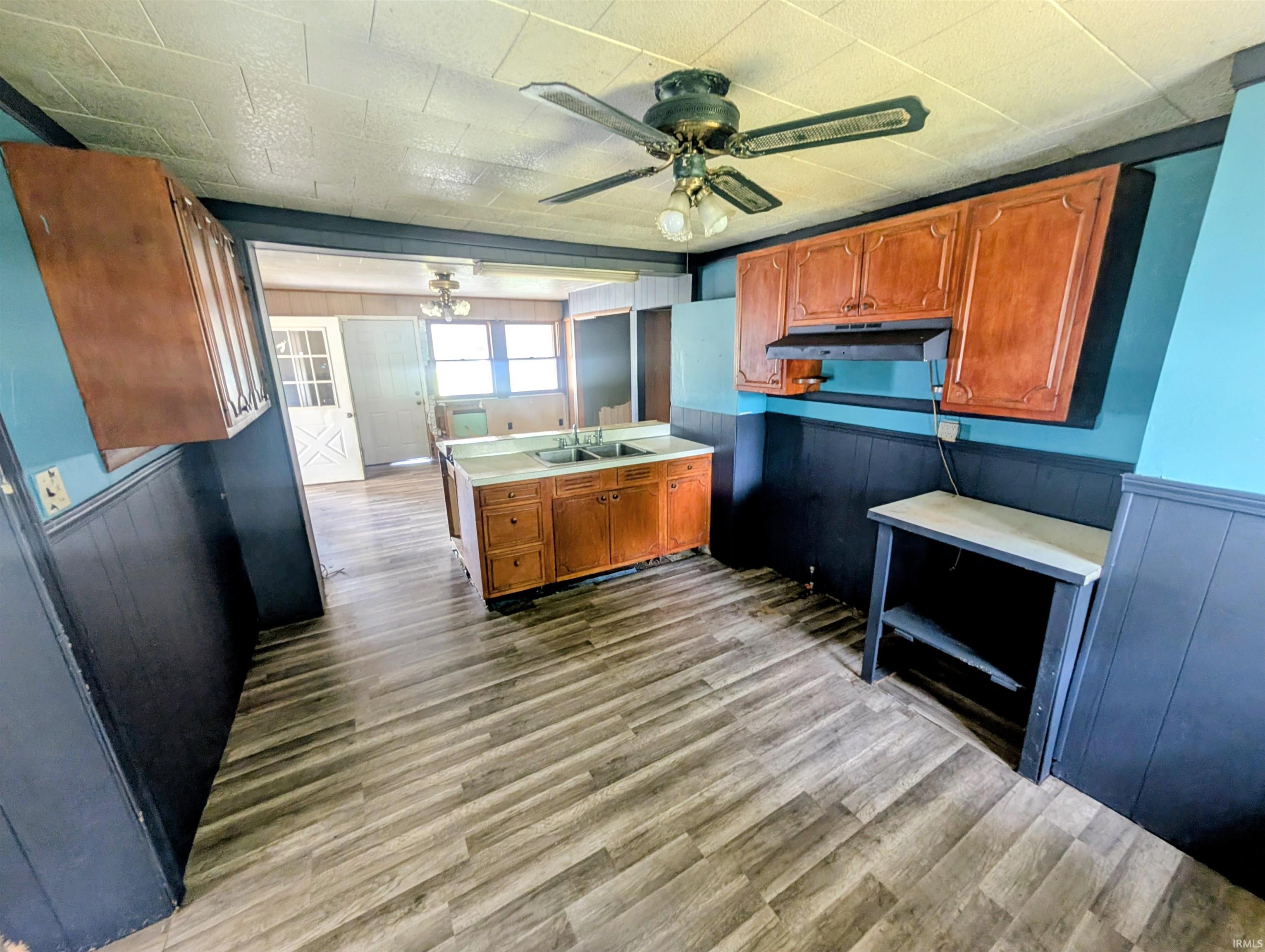 309 S Main Street Lakeville IN 46536