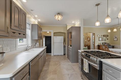 1160 E Victoria Street South Bend IN 46614