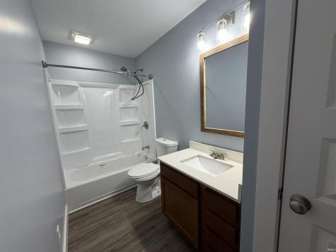 1049 Oak Street Huntington IN 46750