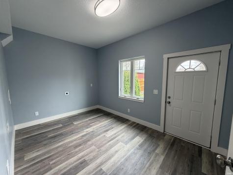 1049 Oak Street Huntington IN 46750