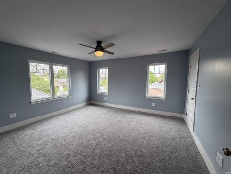 1049 Oak Street Huntington IN 46750