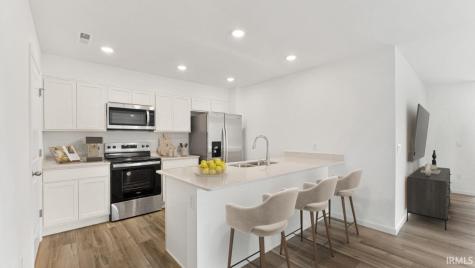 1055 Butler Lake Court Fort Wayne IN 46818