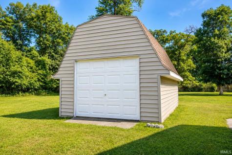 2105 S Tribue Drive Knox IN 46534