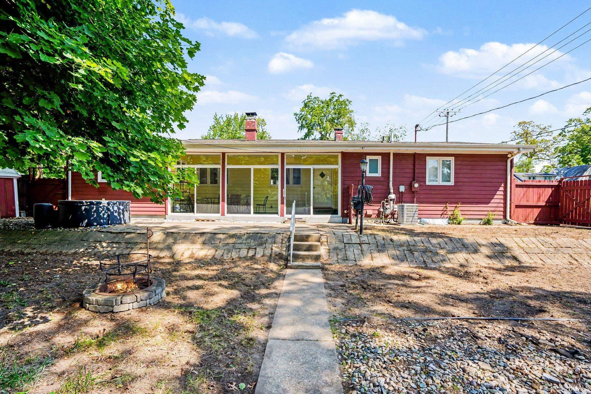 803 W Grove Street Mishawaka IN 46545