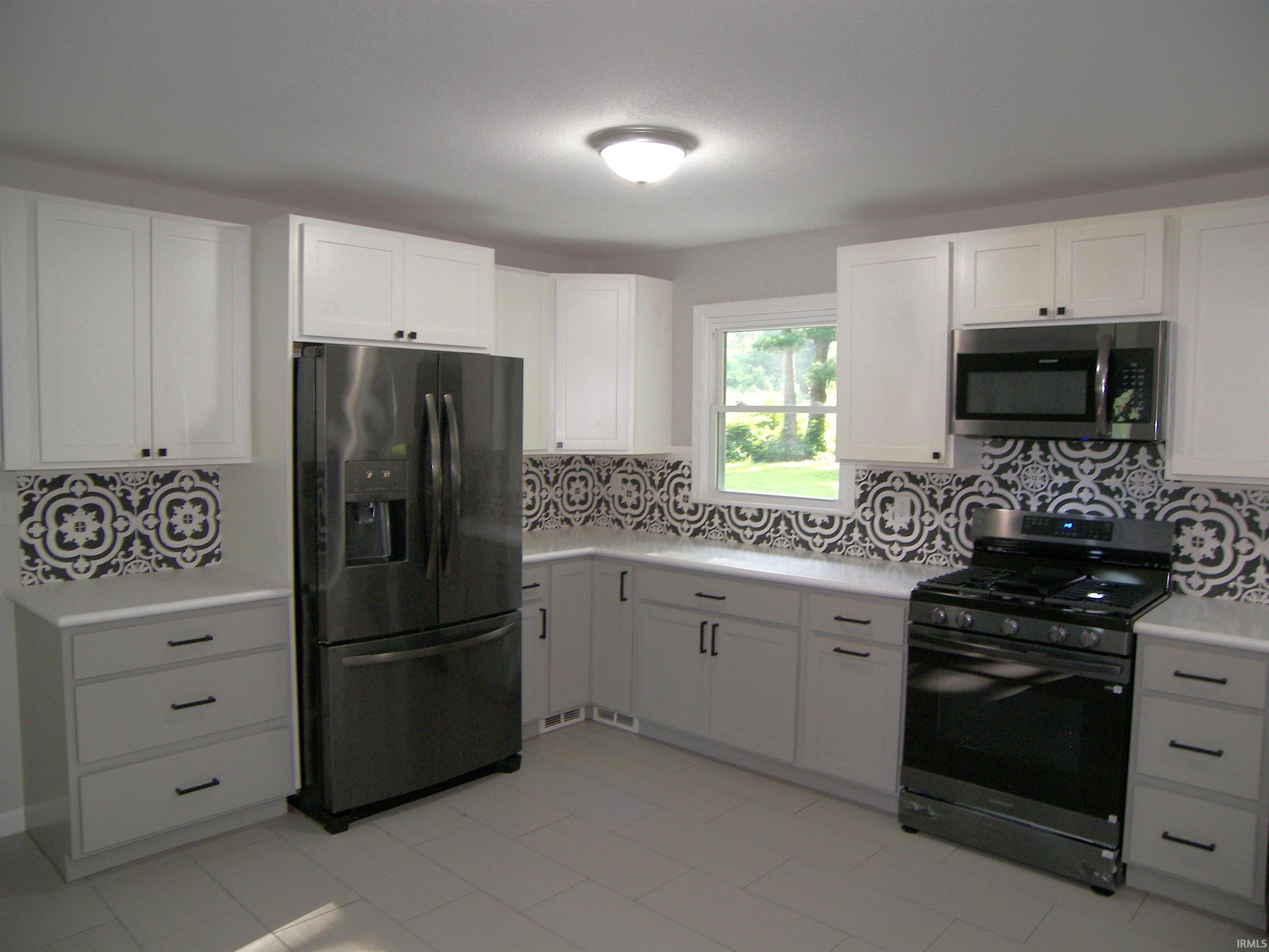 8138 Rose Road Plymouth IN 46563