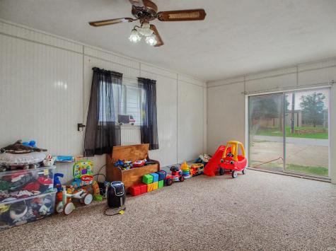 1410 E Poplar Street Petersburg IN 47567
