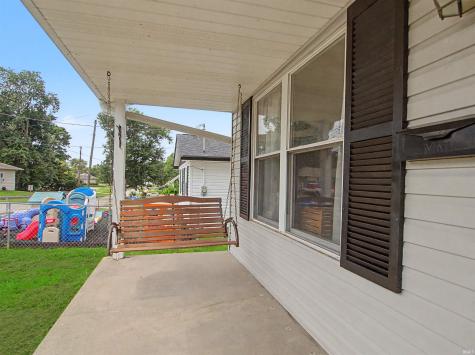 1410 E Poplar Street Petersburg IN 47567