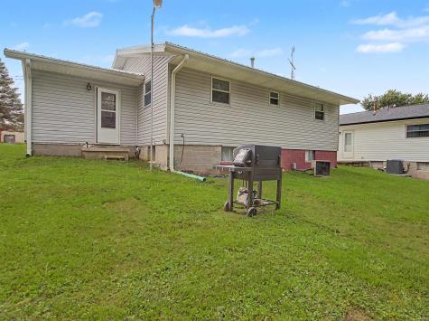 1410 E Poplar Street Petersburg IN 47567