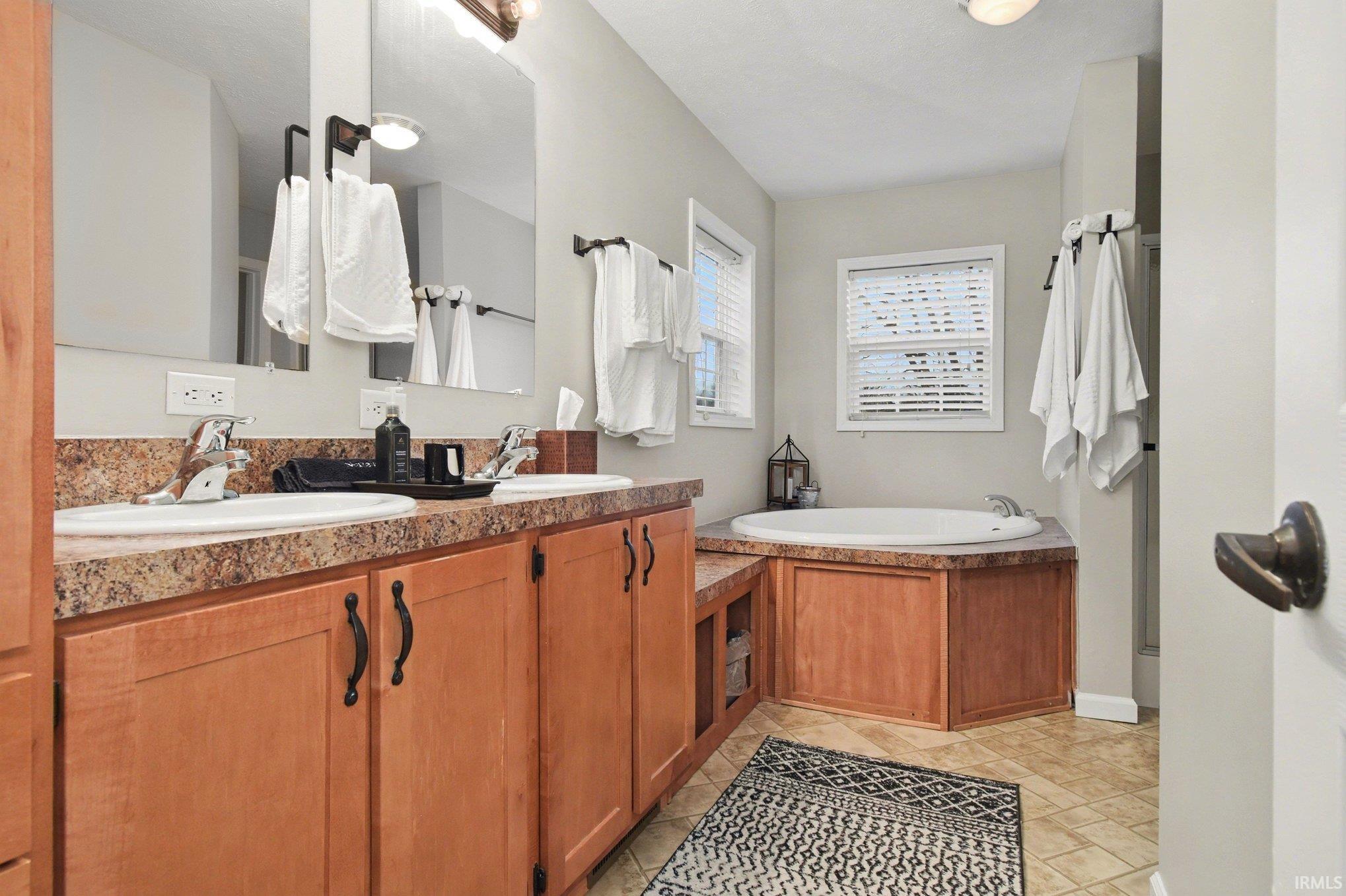 21654 W Ireland Road South Bend IN 46614