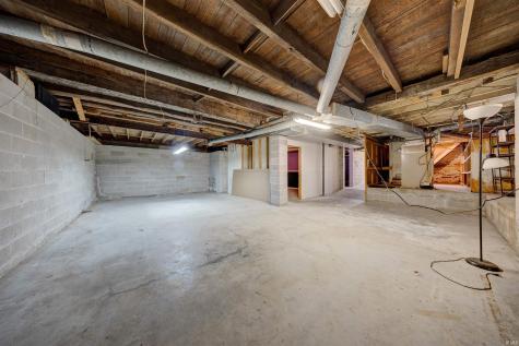 703 NW 1st Street Washington IN 47501