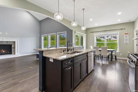 2776 Pine Cone Lane Warsaw IN 46582