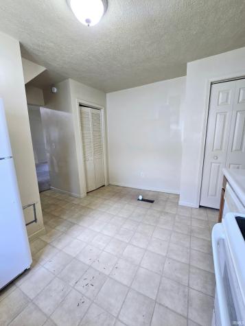 1006 N Monroe Street Hartford City IN 47348
