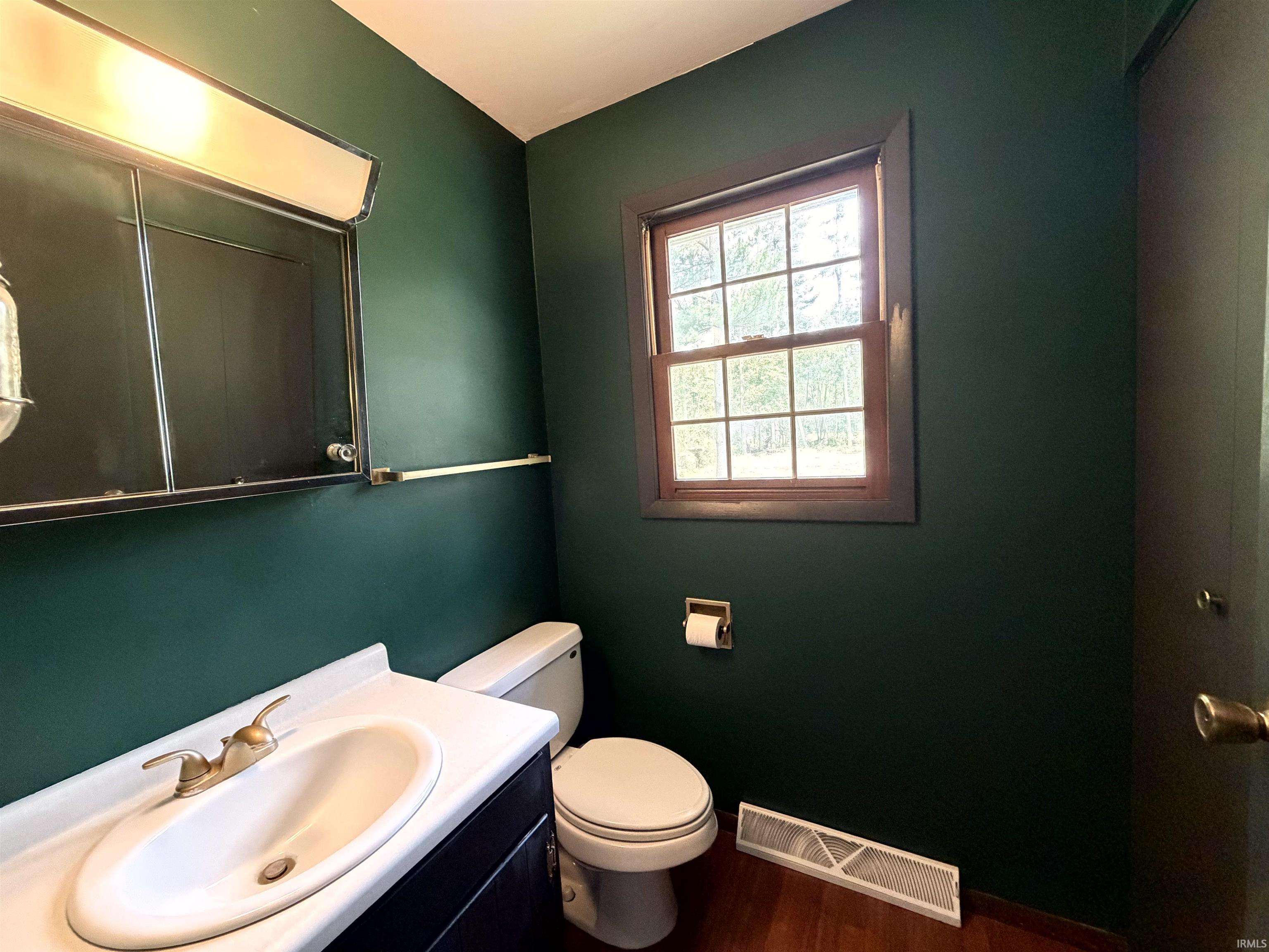 51822 Currant Road Granger IN 46530