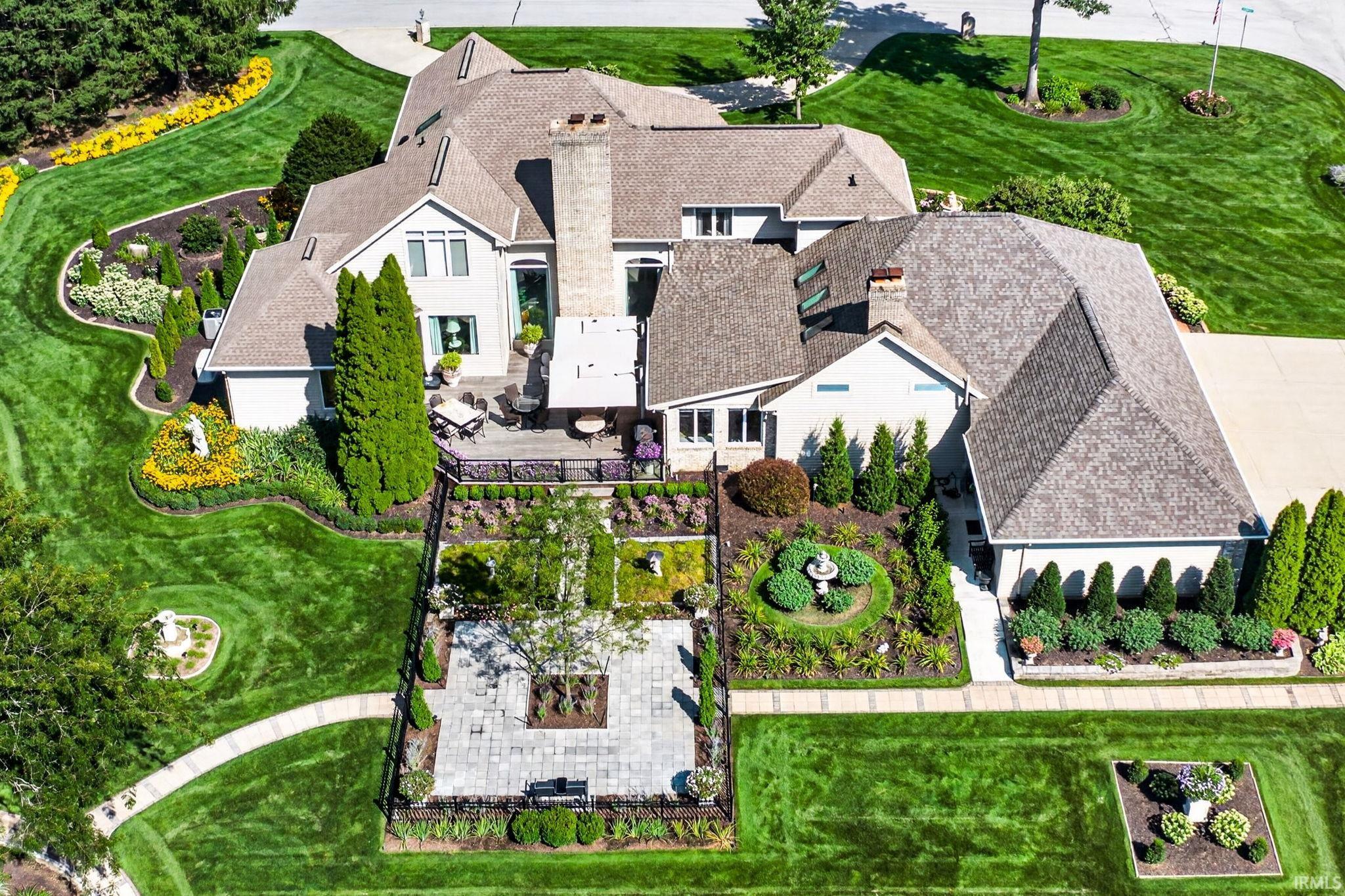 51593 Norwich Drive Granger IN 46530