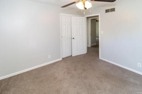 217 S Royal Avenue Evansville IN 47715