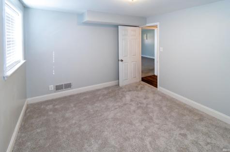 217 S Royal Avenue Evansville IN 47715