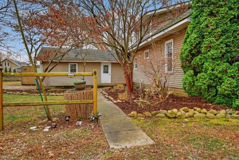 807 S Franklin Street Winamac IN 46996