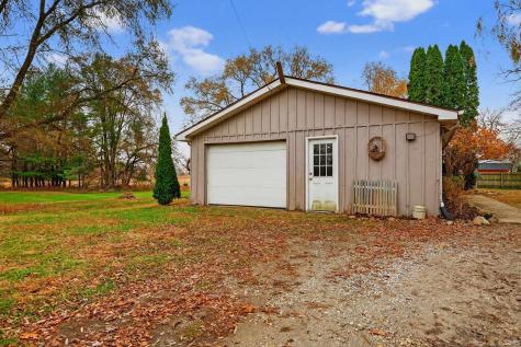 807 S Franklin Street Winamac IN 46996