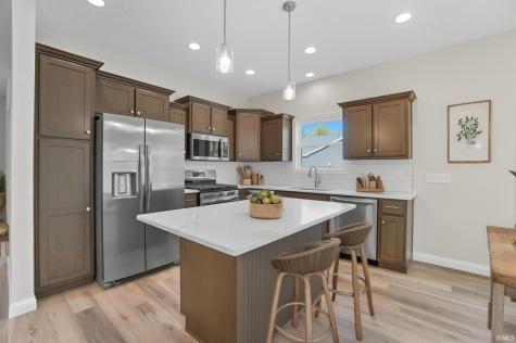 14164 Hughies Cove Fort Wayne IN 46845