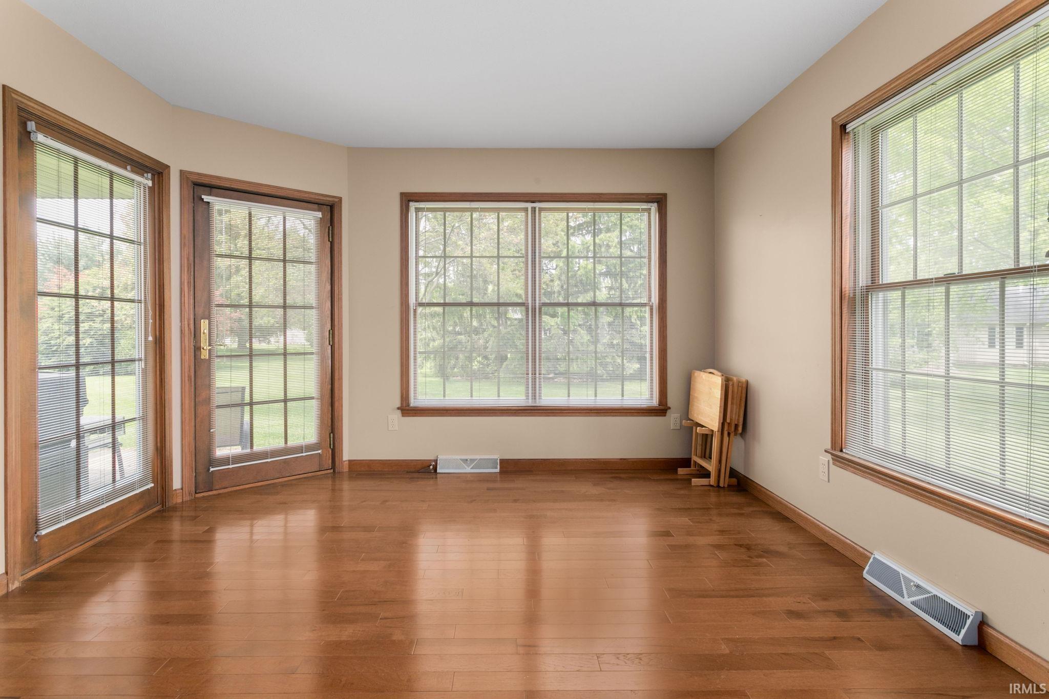 1407 Ashton Court Goshen IN 46526