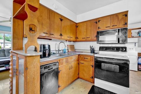 1909 S Boeke Road Evansville IN 47714