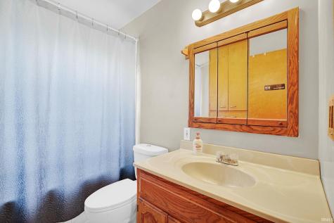 1909 S Boeke Road Evansville IN 47714