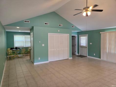 11751 Vienna Road Wadesville IN 47638