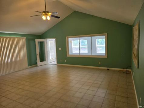11751 Vienna Road Wadesville IN 47638