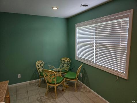 11751 Vienna Road Wadesville IN 47638