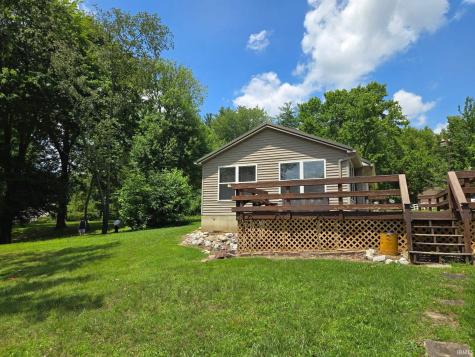 11751 Vienna Road Wadesville IN 47638