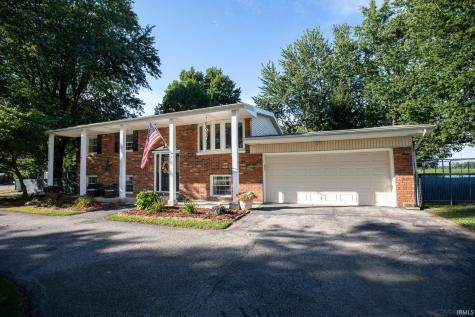 501 Shaffer Road Bourbon IN 46504