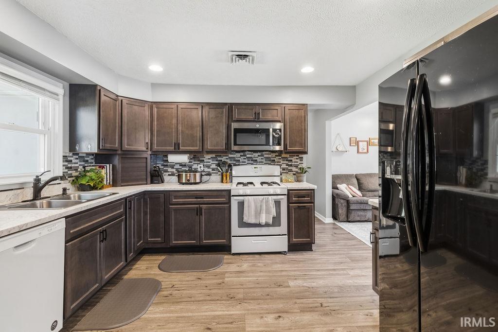 505 N Locke Street Nappanee IN 46550