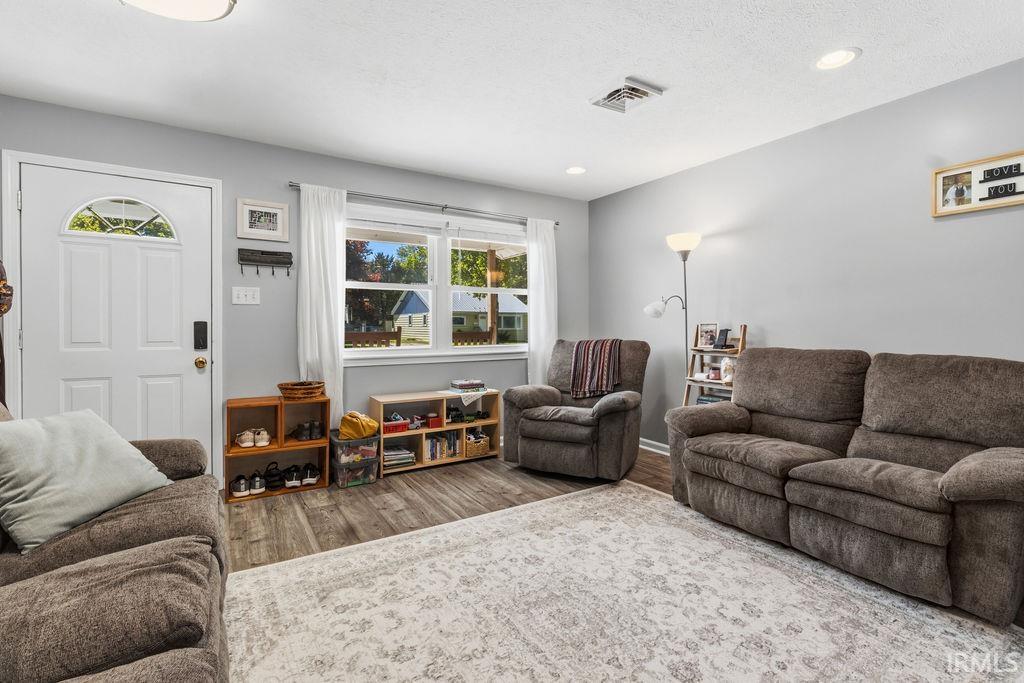 505 N Locke Street Nappanee IN 46550