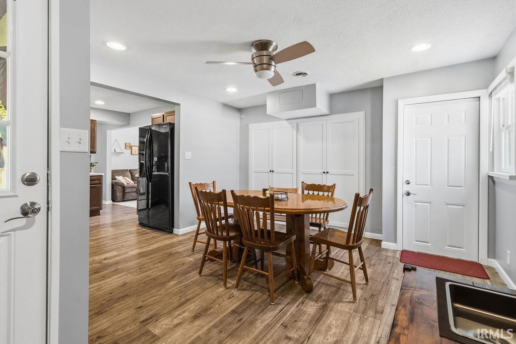 505 N Locke Street Nappanee IN 46550