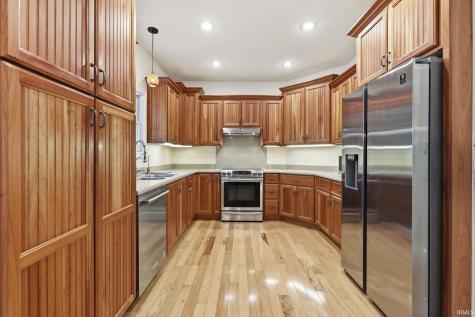 4618 N Chatham Drive Bloomington IN 47404