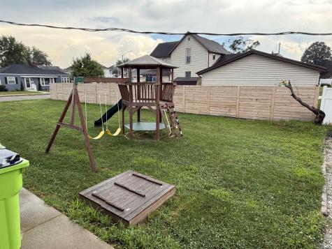 221 Grove Street Logansport IN 46947
