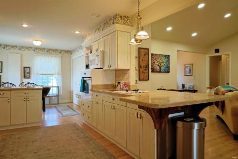 711 Laura Lane Sweetser IN 46987