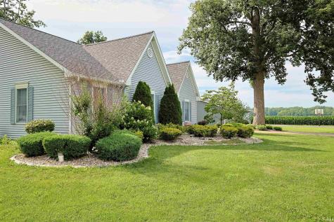 711 Laura Lane Sweetser IN 46987