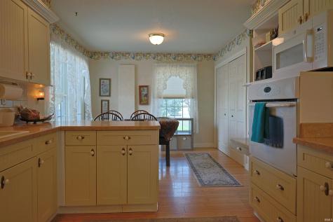 711 Laura Lane Sweetser IN 46987