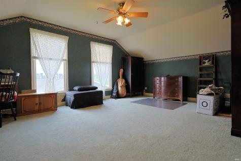 711 Laura Lane Sweetser IN 46987